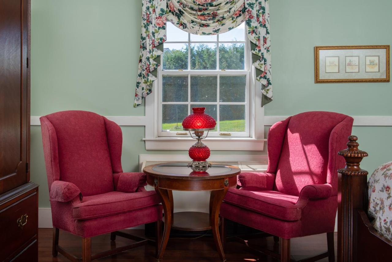 Strong House Inn Vergennes Extérieur photo