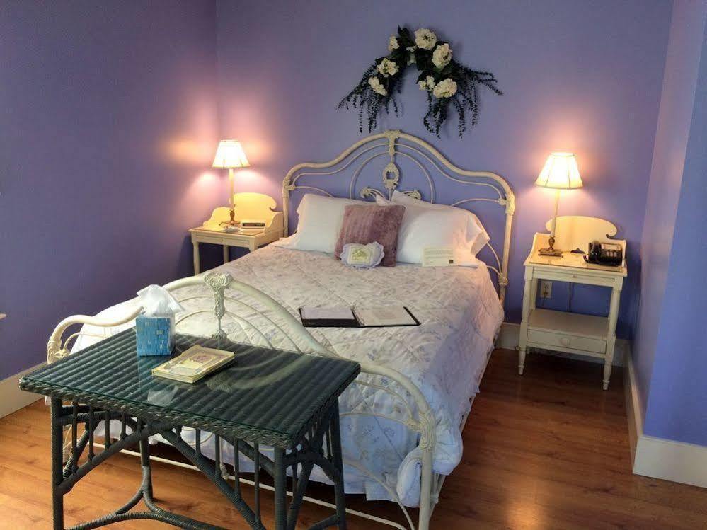 Strong House Inn Vergennes Extérieur photo
