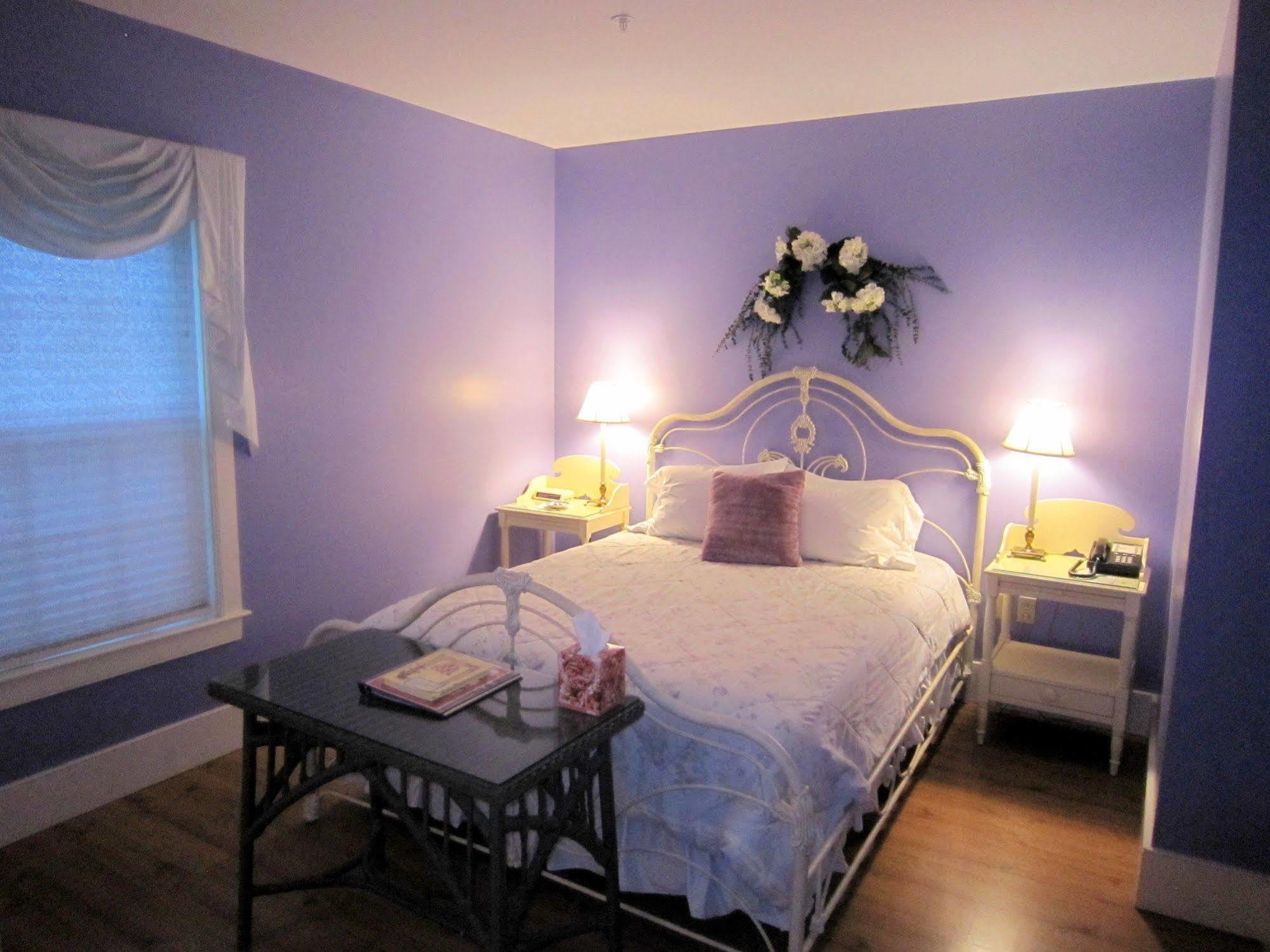 Strong House Inn Vergennes Extérieur photo